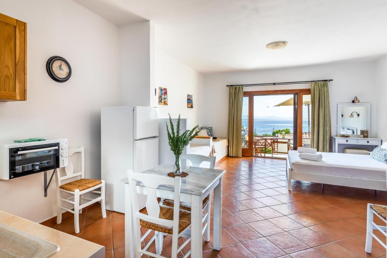 Althea Accommodation Agnontas Esterno foto